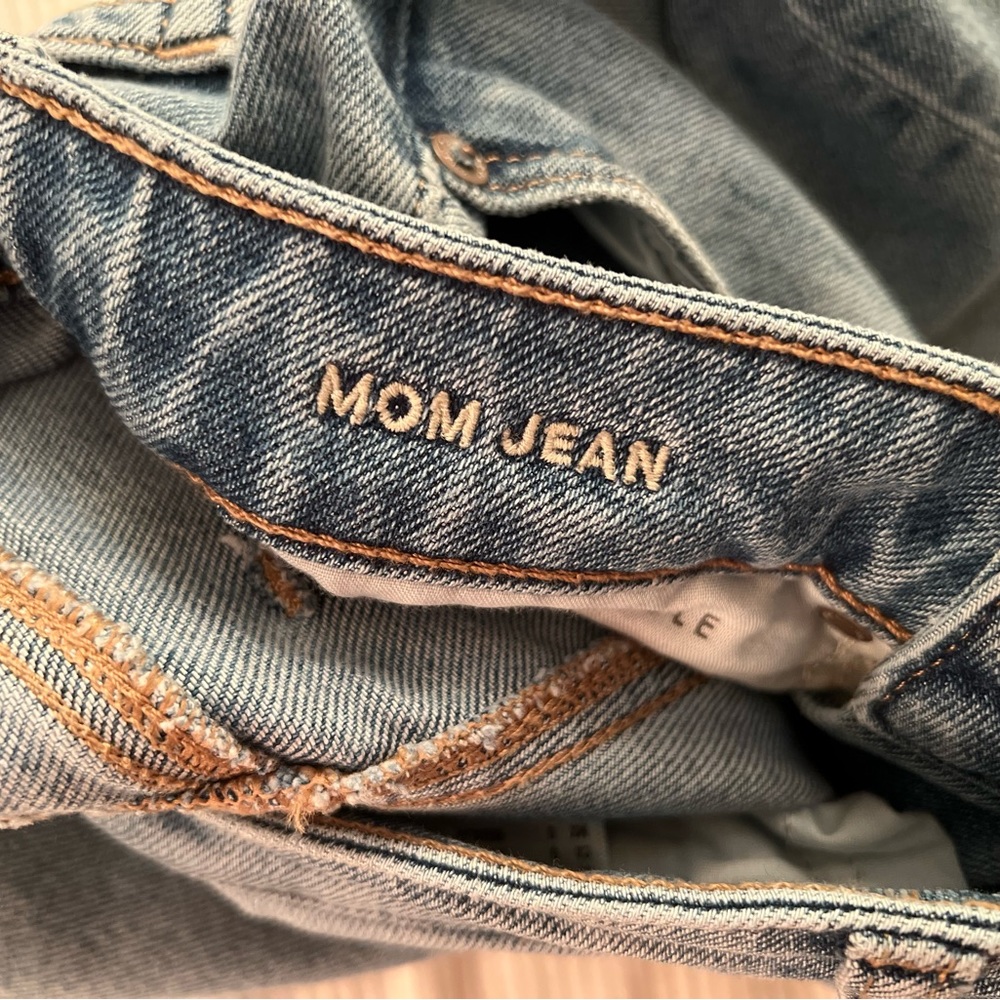 American Eagle mom jeans - Picture 5 of 6